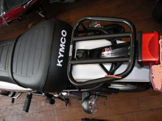 KYMCO KCR125 リヤキャリア　装着