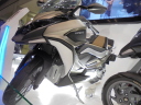 KYMCO@CVQ  AK550 Ƃ͕ʂ̑^f̎ԁ@It[hj\B