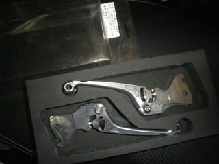 非常にクオリティーの高いCNCビレットパーツ。　